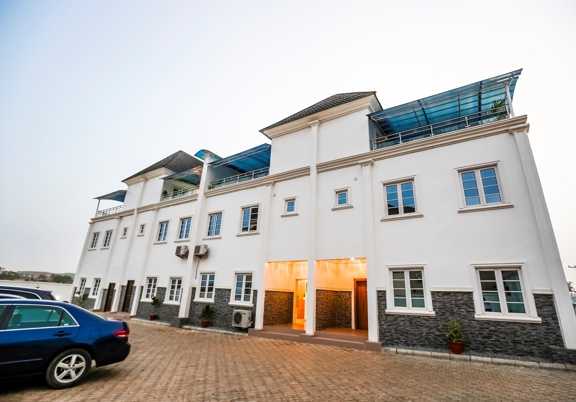 Tranquil Mews Hotel Jabi Exterior foto