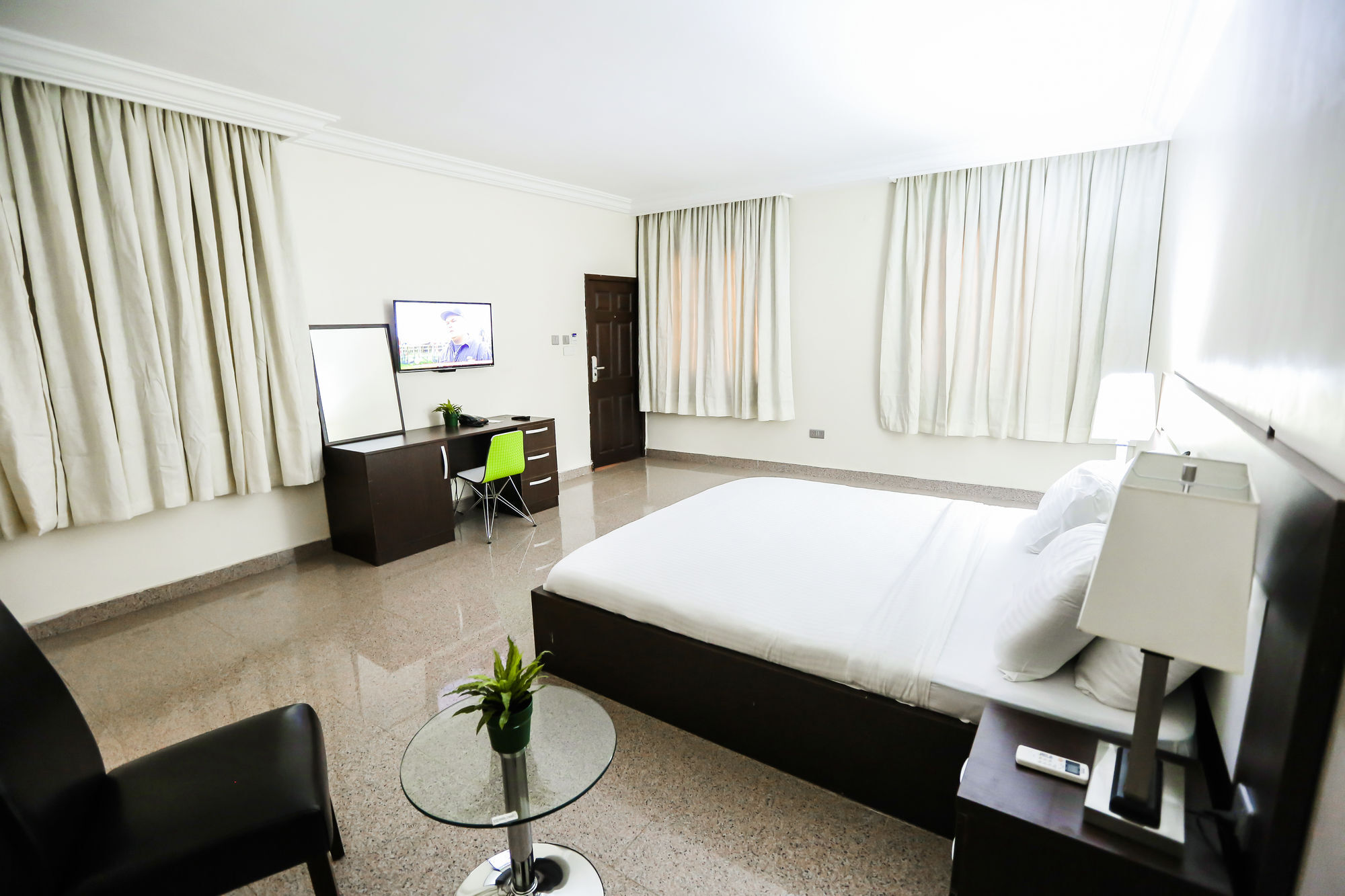 Tranquil Mews Hotel Jabi Exterior foto